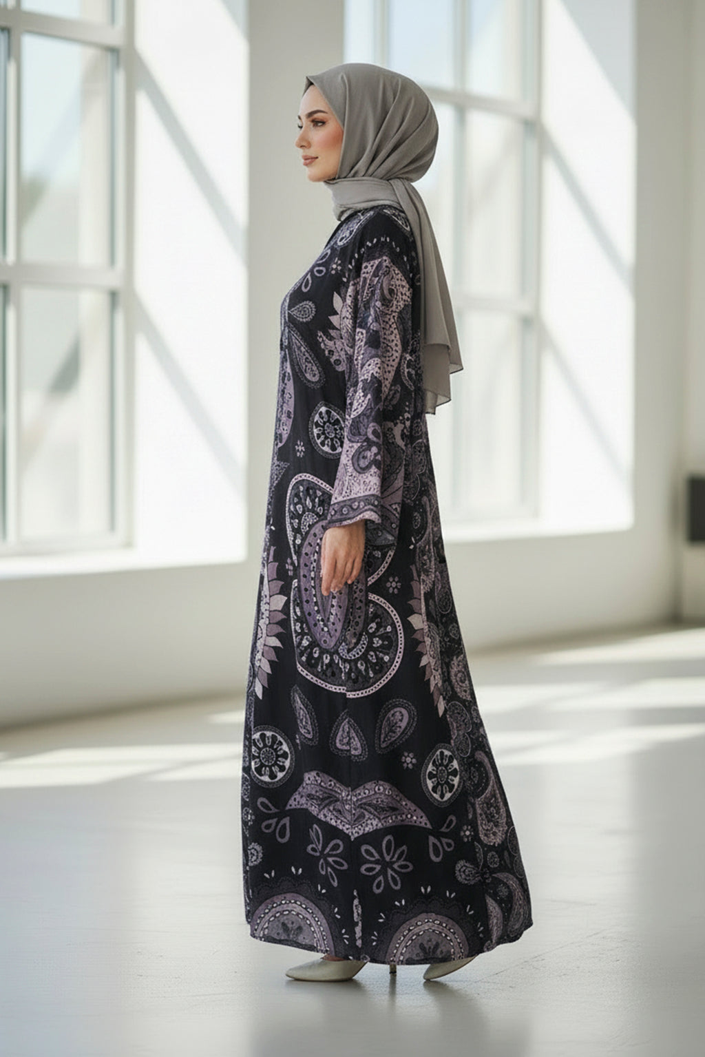 Black Paisley Modest Maxi Dress – Relaxed Fit Long Sleeve Dress for Women
