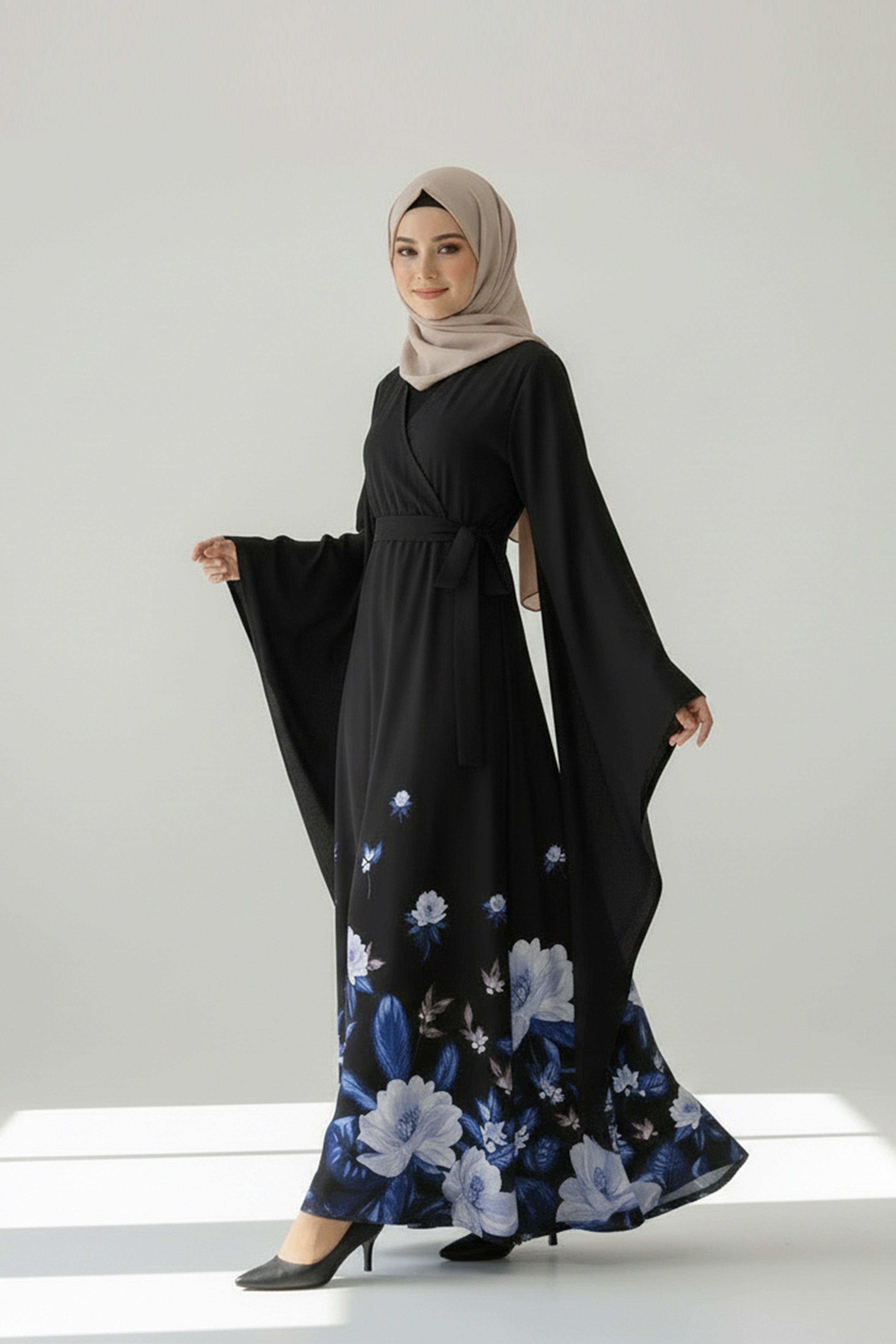 Black Floral Modest Maxi Dress with Wide Sleeves – Elegant Evening Dress for Women