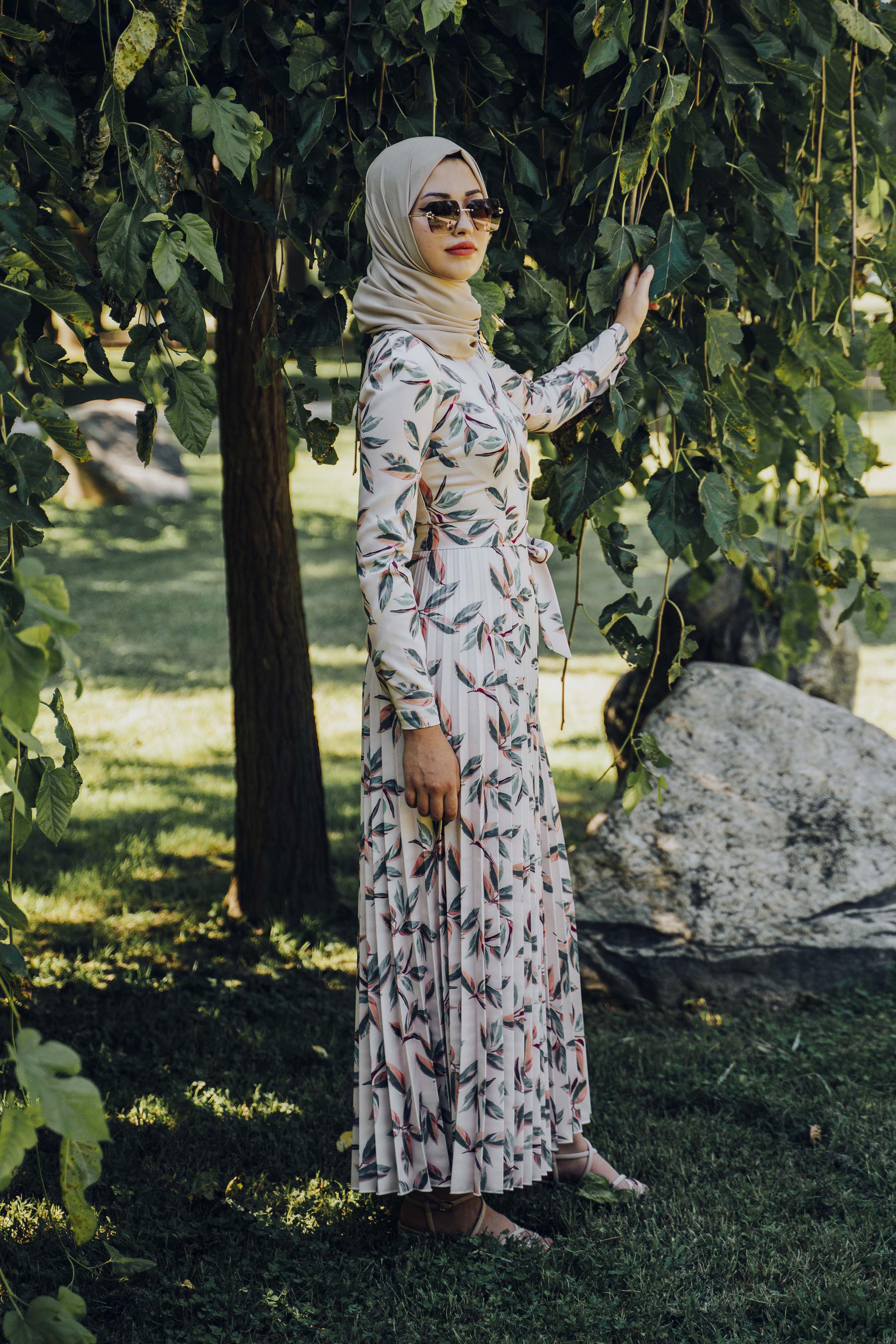 Multi-leaf dress - Modest Dresses, Abaya, Long Sleeve dress!