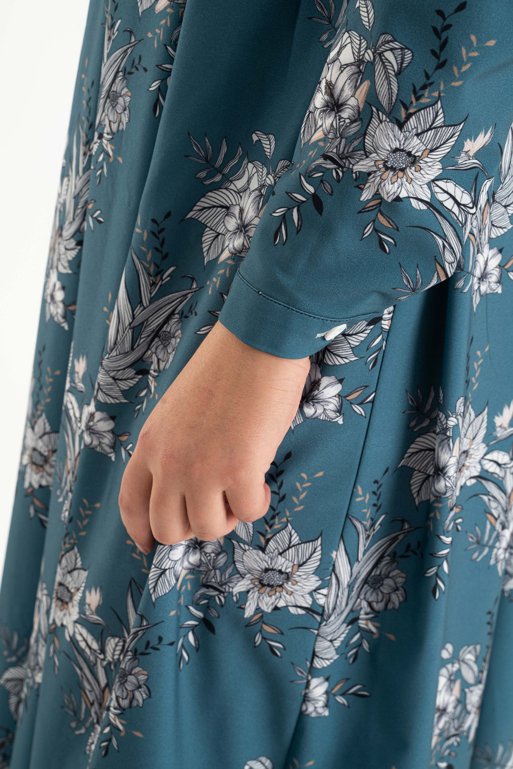 Alyse Modest Dresses, Abaya, Long Sleeve dress!