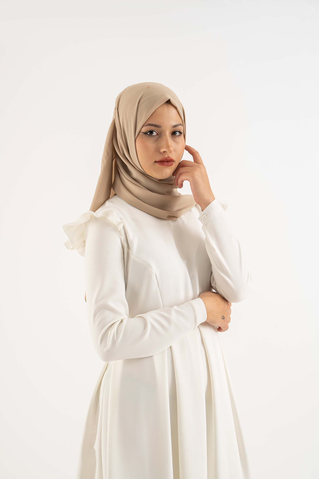 Manessa White Modest dress Modest Dresses, Abaya, Long Sleeve dress!